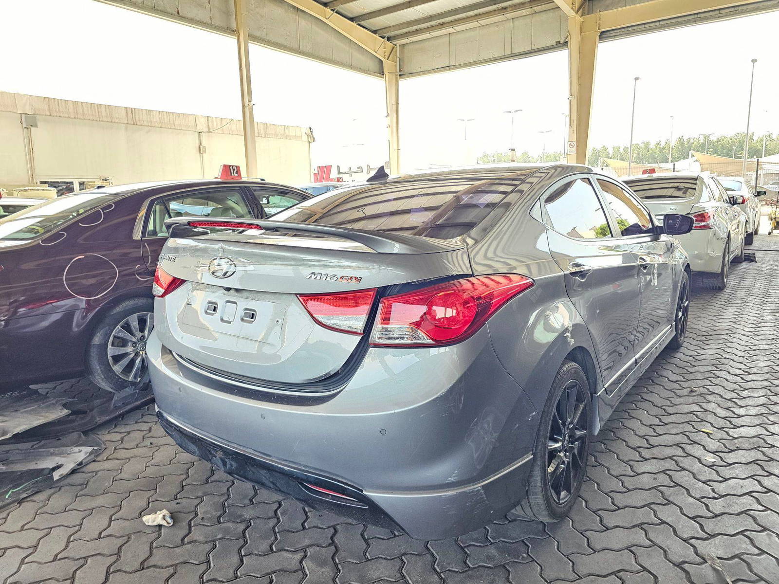2012 HYUNDAI AVANTE — 101592 KM — Lot 227812 — Souq - Marhaba Auctions Used Cars - Image 4