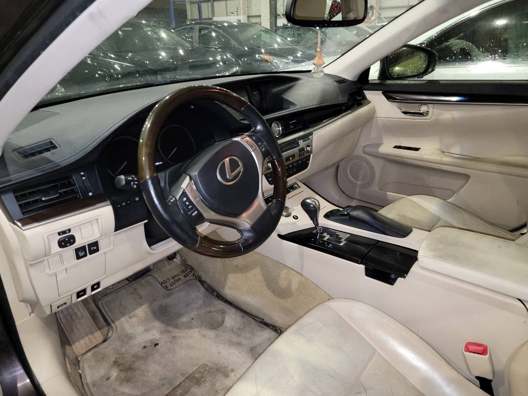 2013 LEXUS ES 350 — 147880 Miles — Lot 68665313 - Marhaba Auctions Used Cars - Image 6