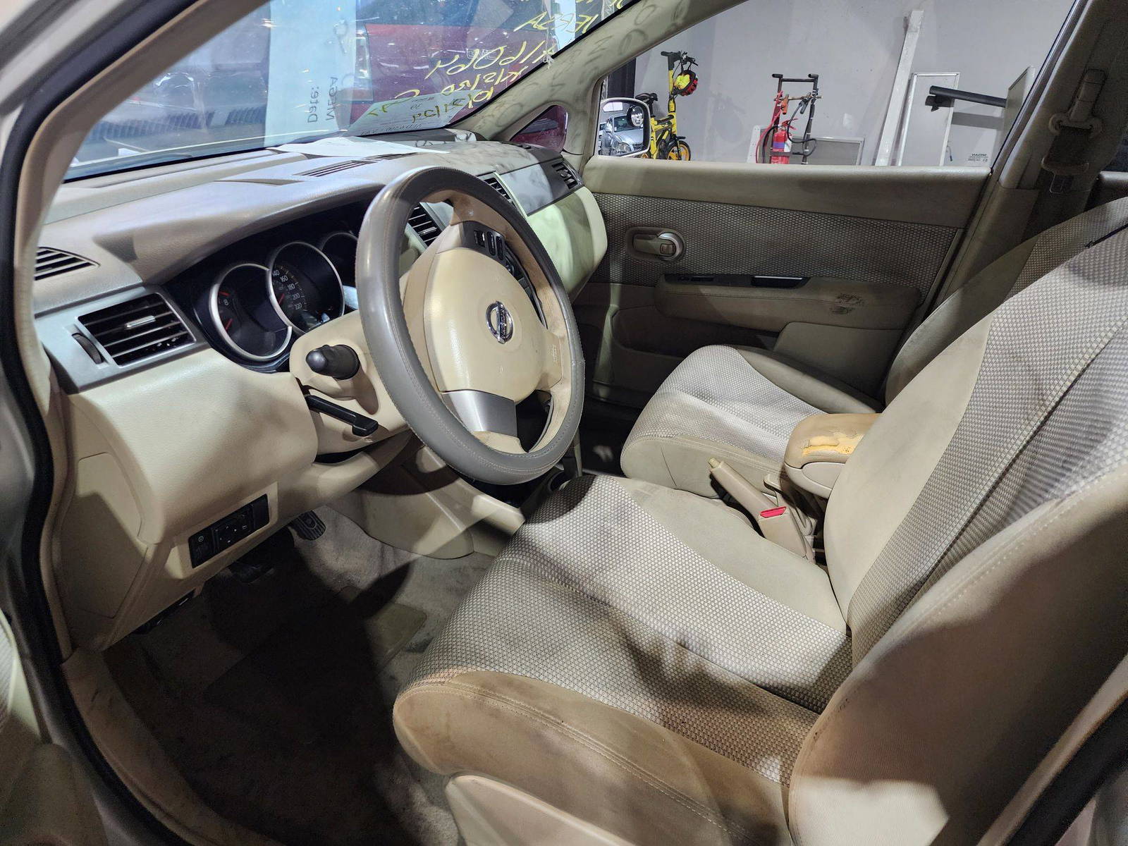 2007 NISSAN VERSA — 211450 KM — Lot 12066540 — Al Quoz - Marhaba Auctions Used Cars - Image 10
