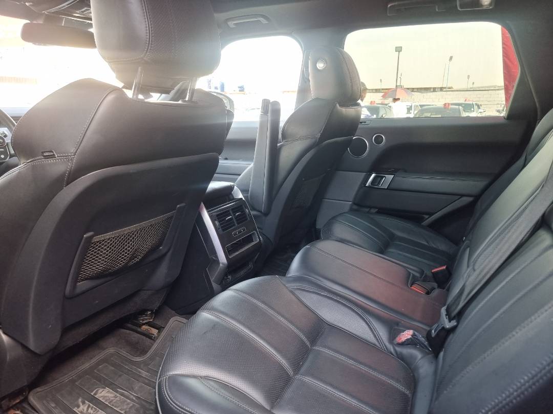 LAND ROVER RANGE ROVER SPORT HSE 2015 - Marhaba Auction Used Cars - Image 6