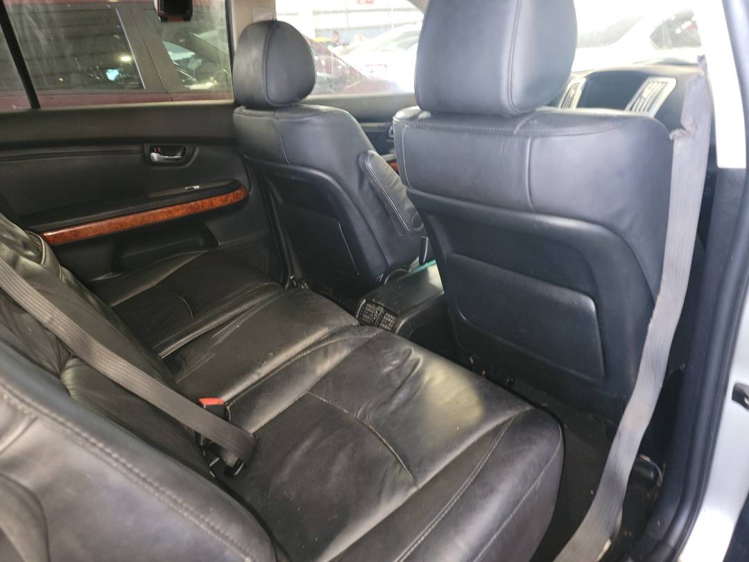 2007 LEXUS RX 350 — 226383 Miles — Lot 38182959 - Marhaba Auctions Used Cars - Image 5