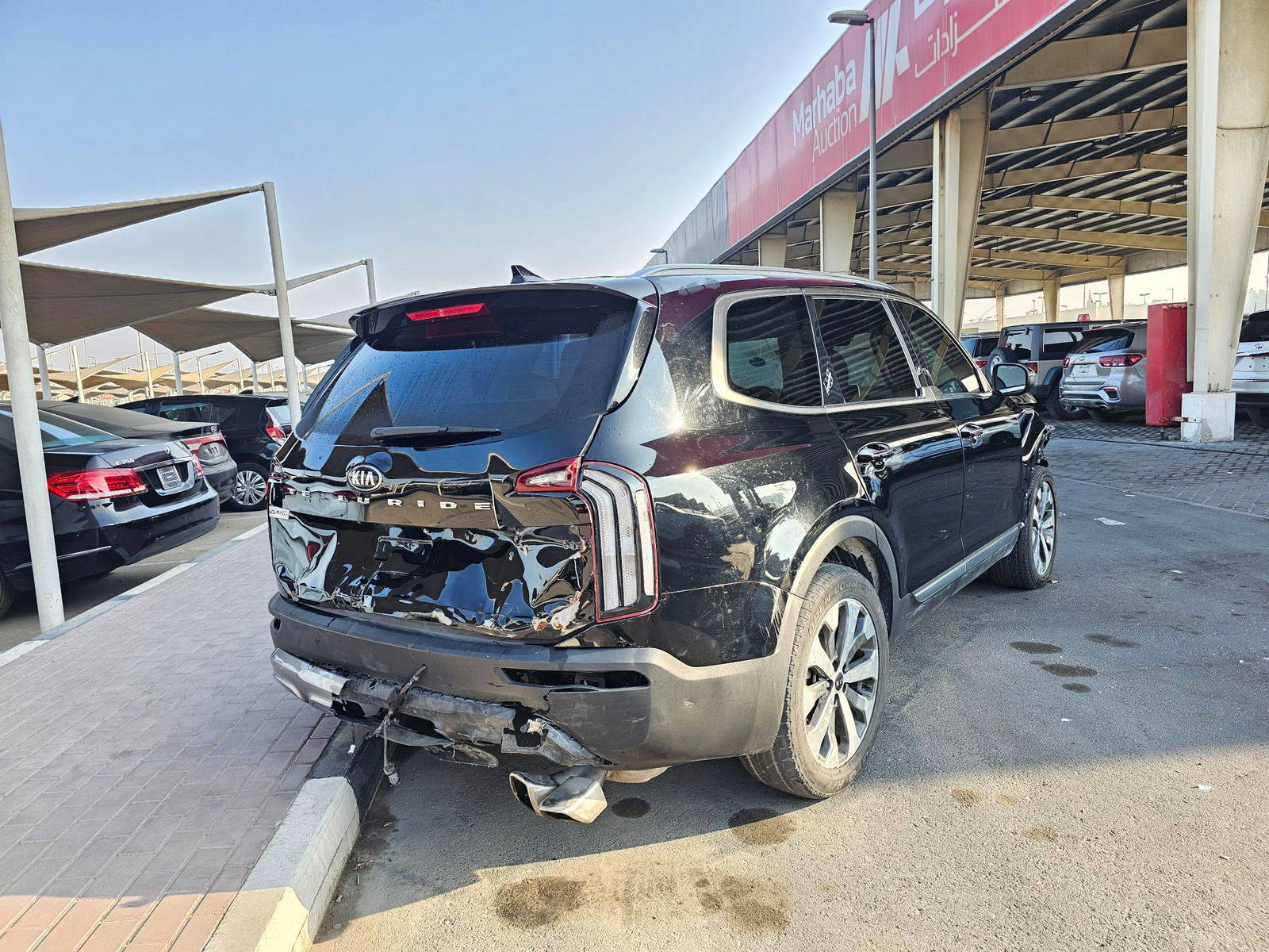2020 KIA TELLURIDE — 95816 Miles — Lot 030089 — Souq - Marhaba Auctions Used Cars - Image 3