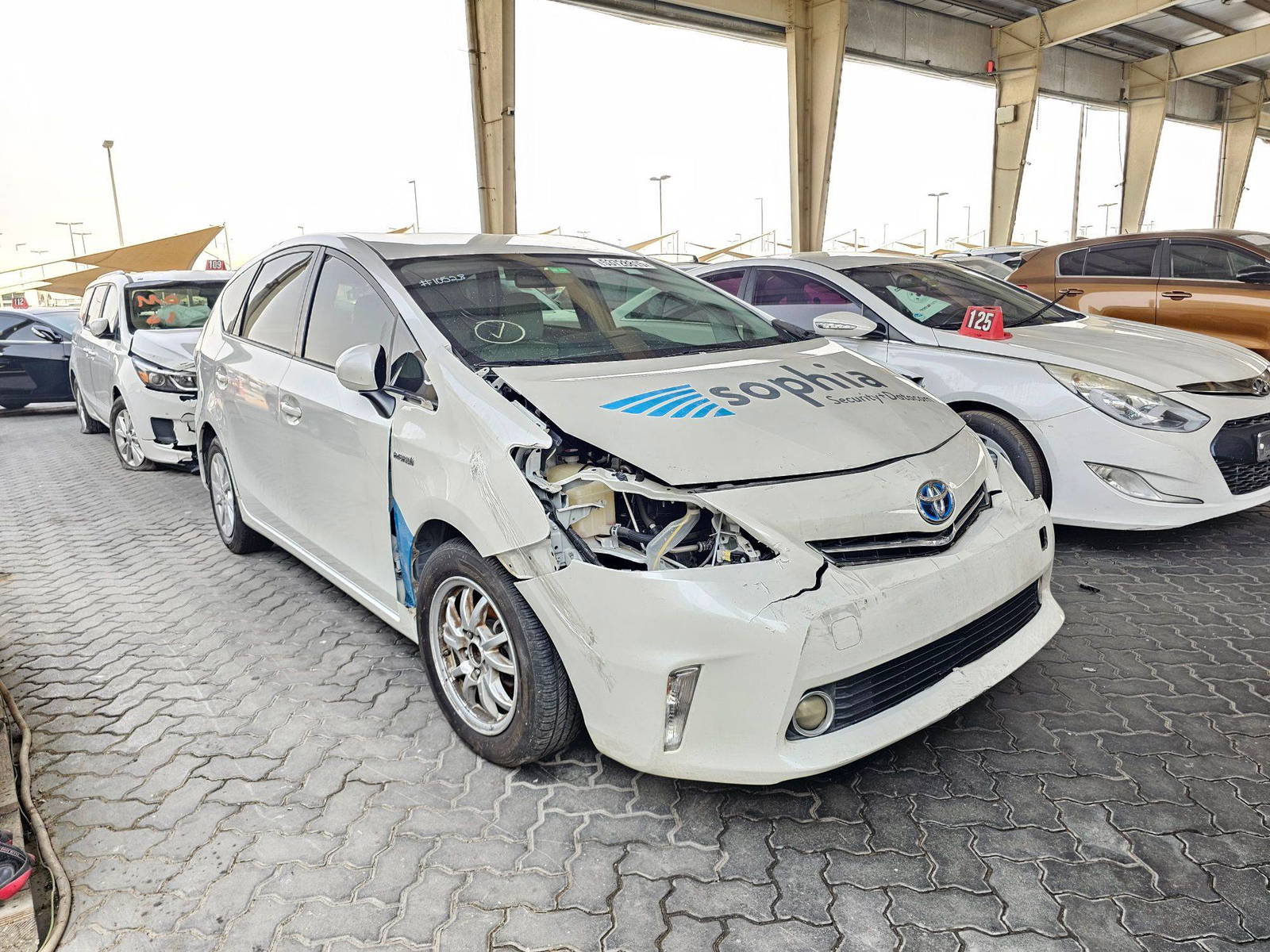 2014 TOYOTA PRIUS V — 116541 Miles — Lot 215478 — Souq - Marhaba Auctions Used Cars - Image 4