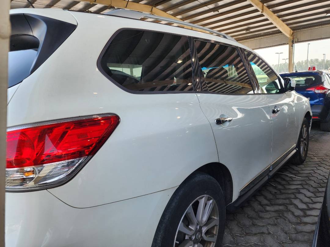 2015 NISSAN PATHFINDER — 235080 Miles — Lot 47778614 — Souq - Marhaba Auctions Used Cars - Image 4