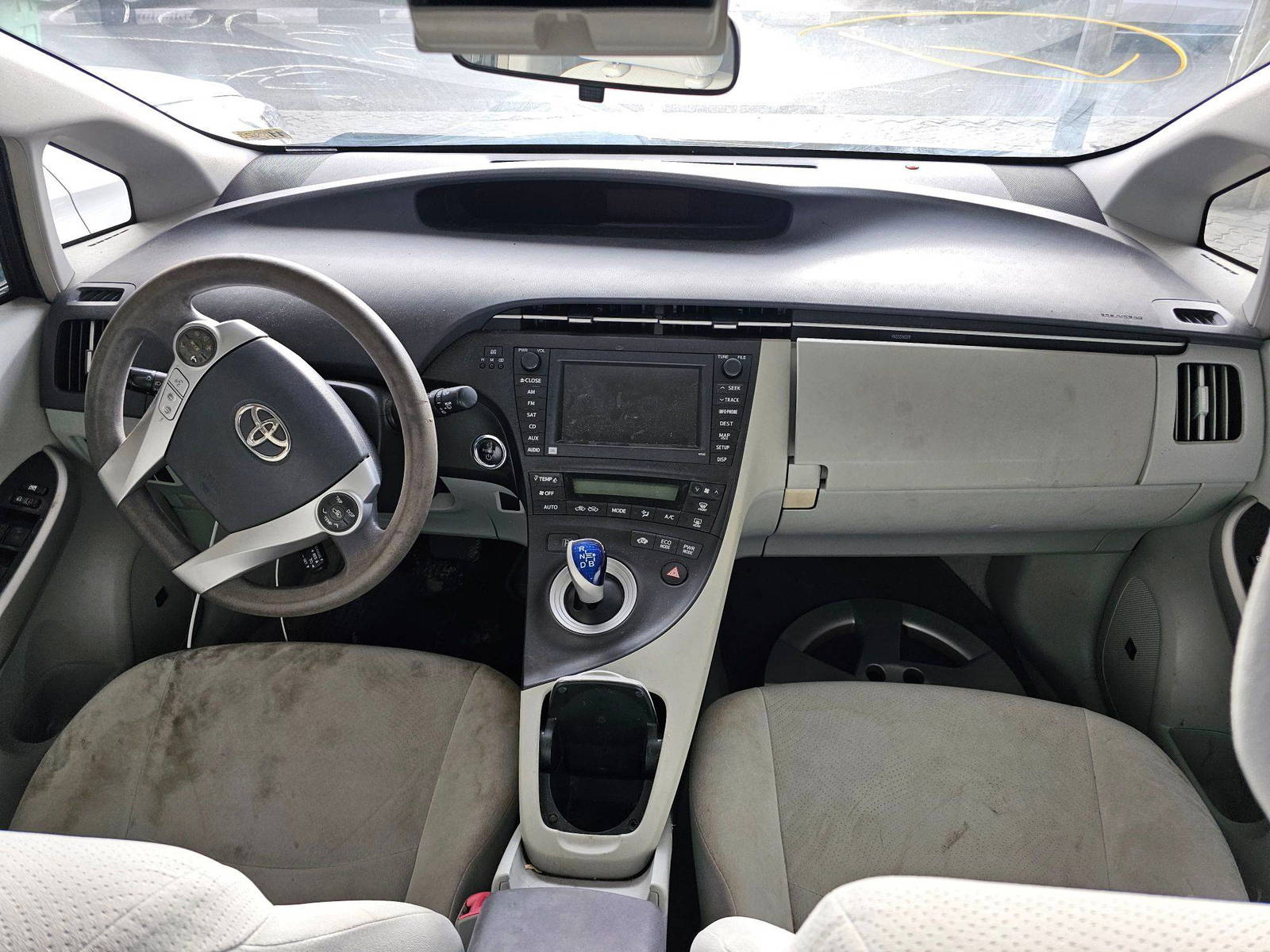 2011 TOYOTA PRIUS — 227728 Miles — Lot 9B5339015 — Souq - Marhaba Auctions Used Cars - Image 8
