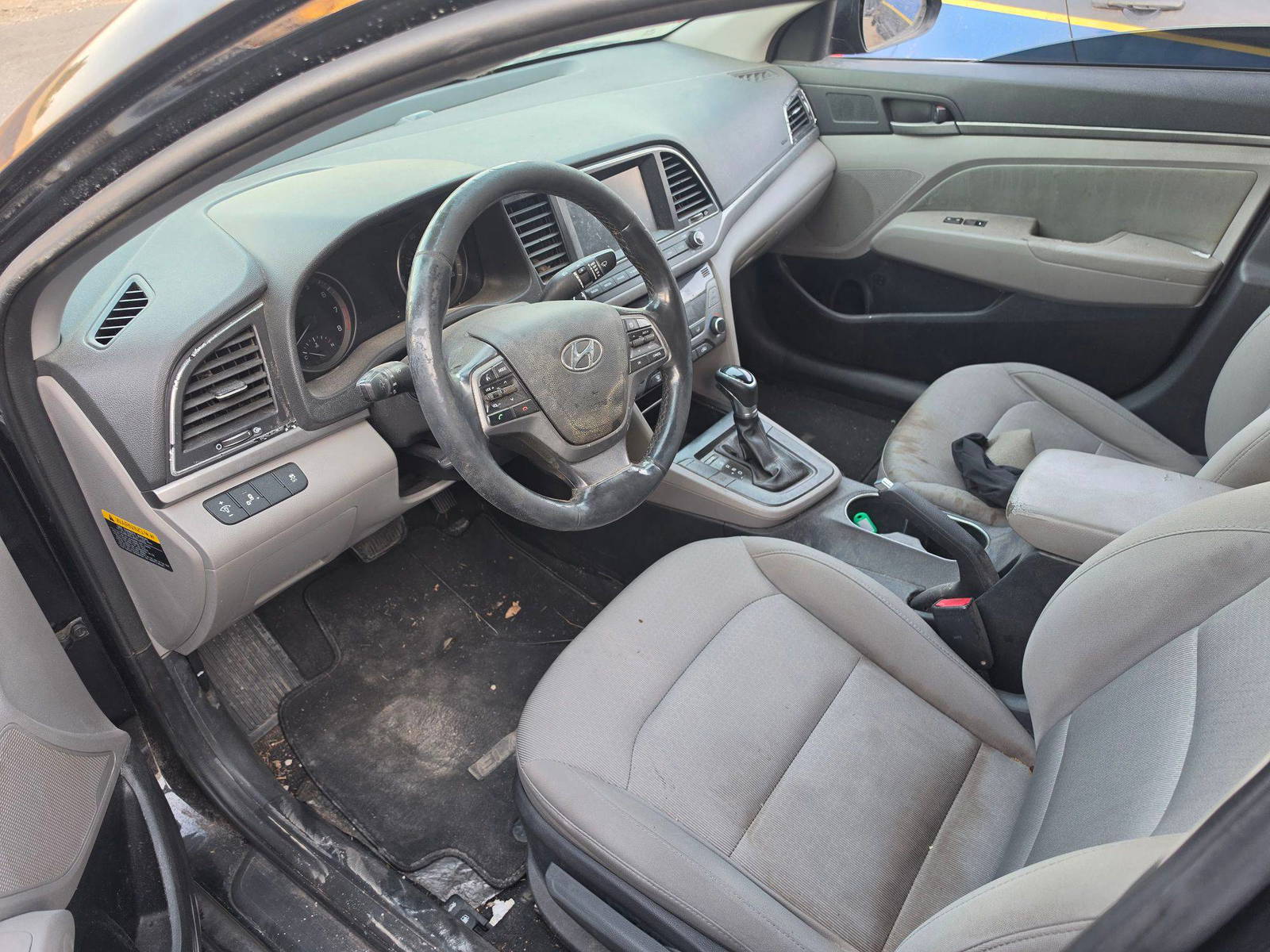 HYUNDAI ELANTRA 2018 - Marhaba Auction Used Cars - Image 8