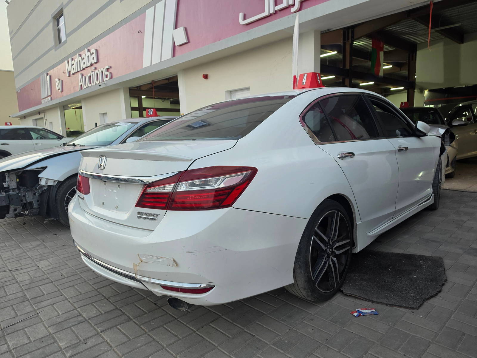 2017 HONDA ACCORD — 217127 Miles — Lot 73292885 - Marhaba Auctions Used Cars - Image 6