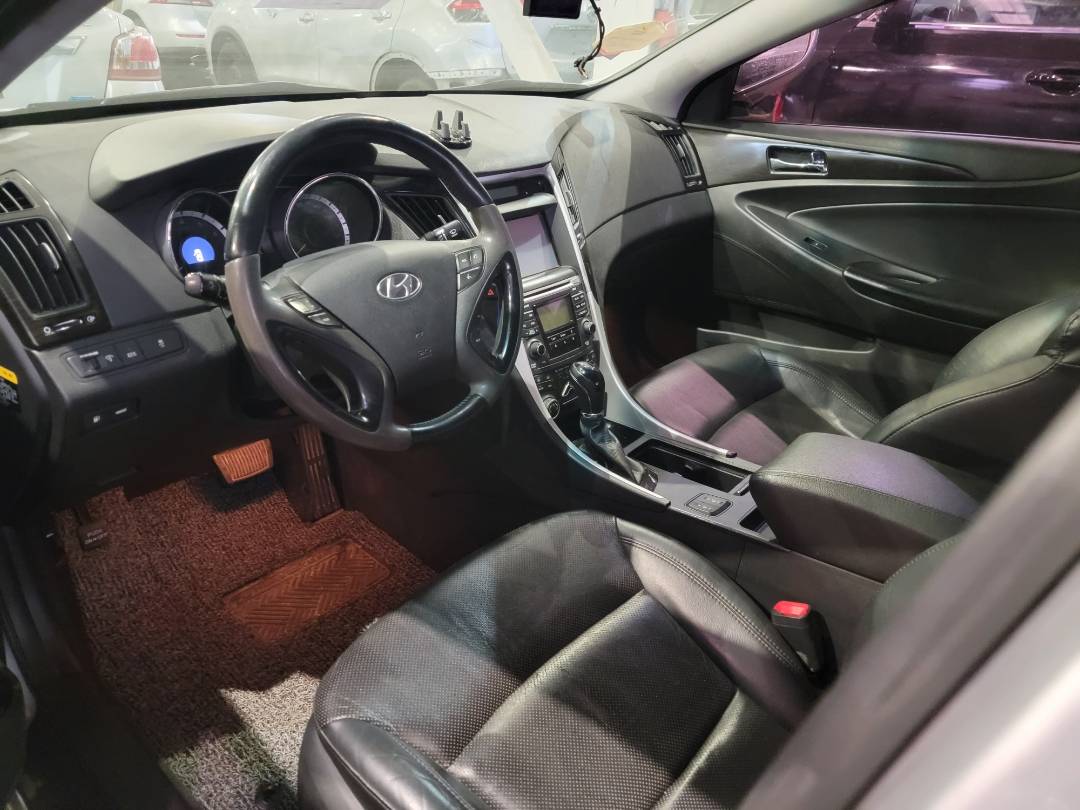 HYUNDAI SONATA 2012 - Marhaba Auction Used Cars - Image 8