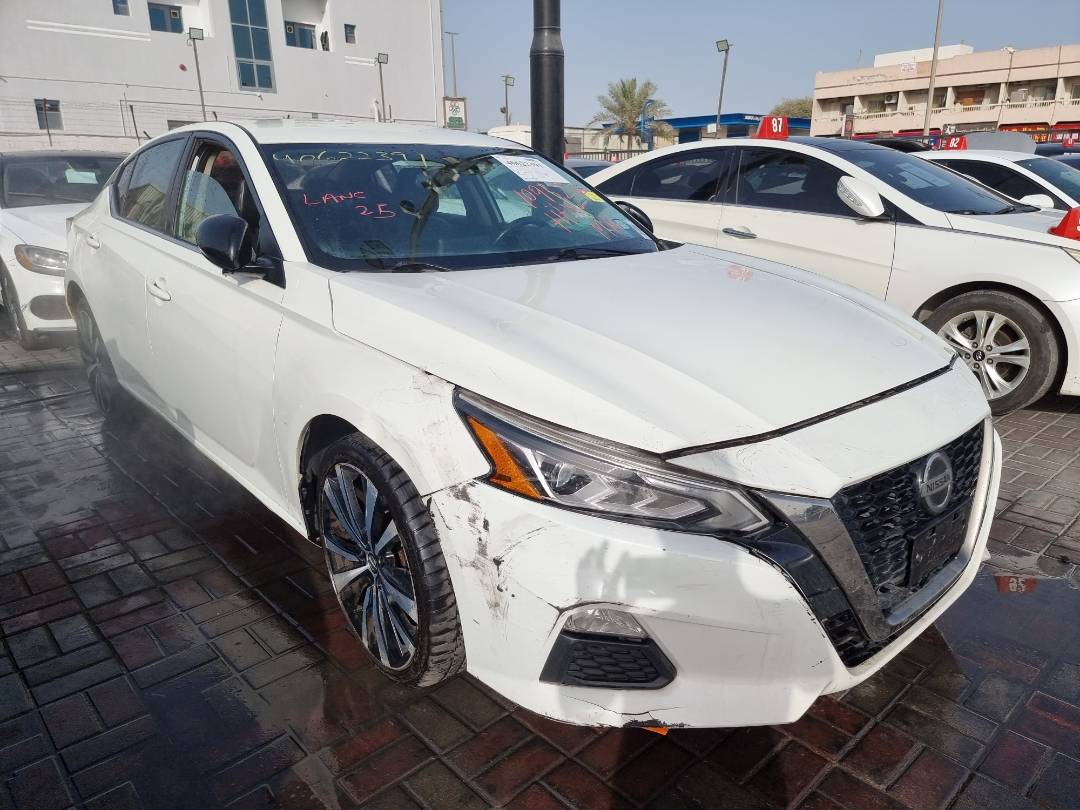 2019 NISSAN ALTIMA — 120965 Miles — Lot 215478 — Ind. 12 - Marhaba Auctions Used Cars - Image 3