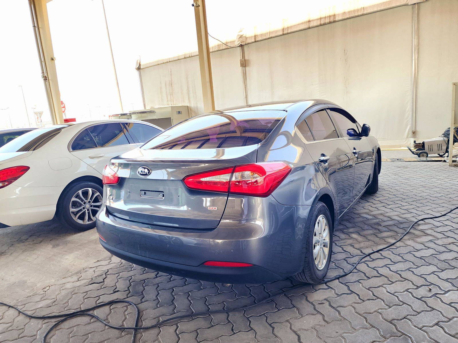 2013 KIA K3 — 89658 KM — Lot 028945 — Souq - Marhaba Auctions Used Cars - Image 3