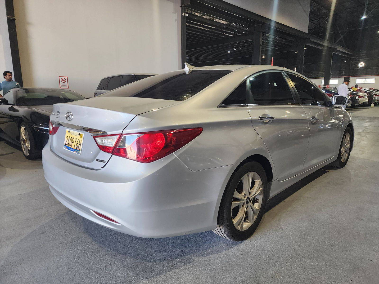 2011 HYUNDAI SONATA — 178305 Miles — Lot 33418 — Main - Marhaba Auctions Used Cars - Image 3