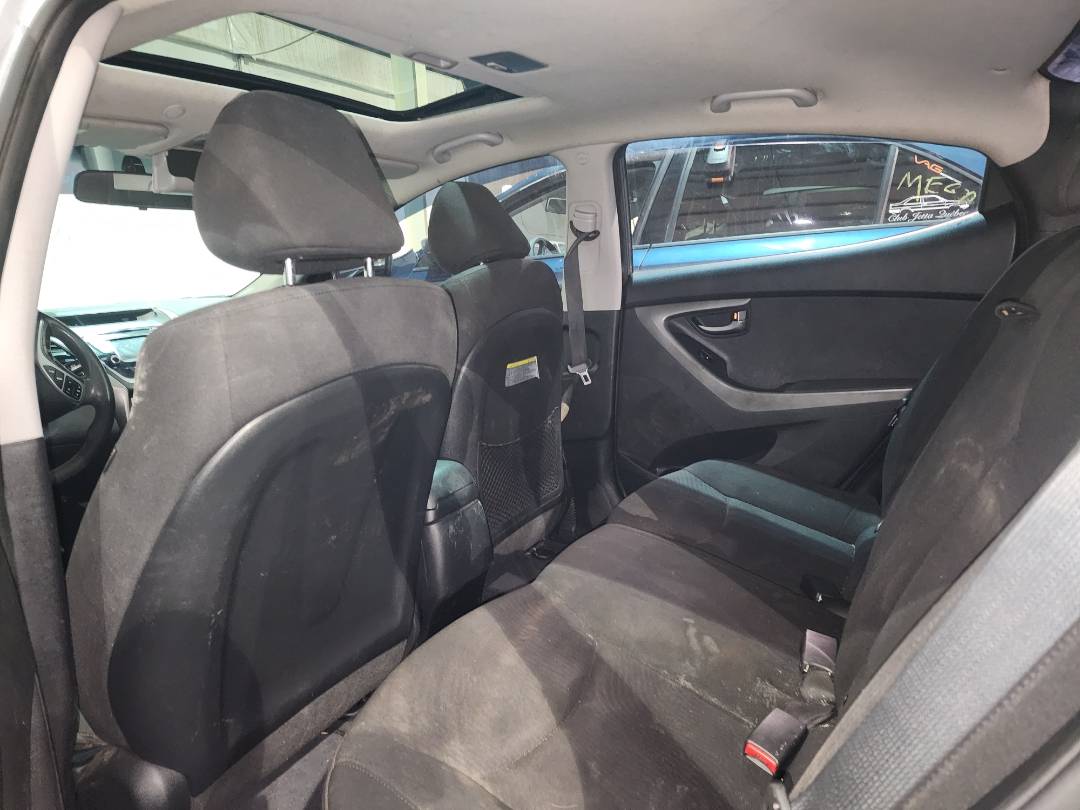 2016 HYUNDAI ELANTRA — 219109 KM — Lot 582291 — Souq - Marhaba Auctions Used Cars - Image 11