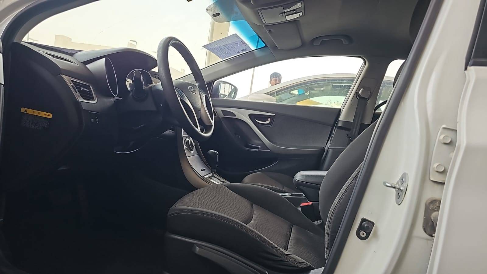 2011 HYUNDAI AVANTE — 150437 KM — Lot U017059 — Souq - Marhaba Auctions Used Cars - Image 6
