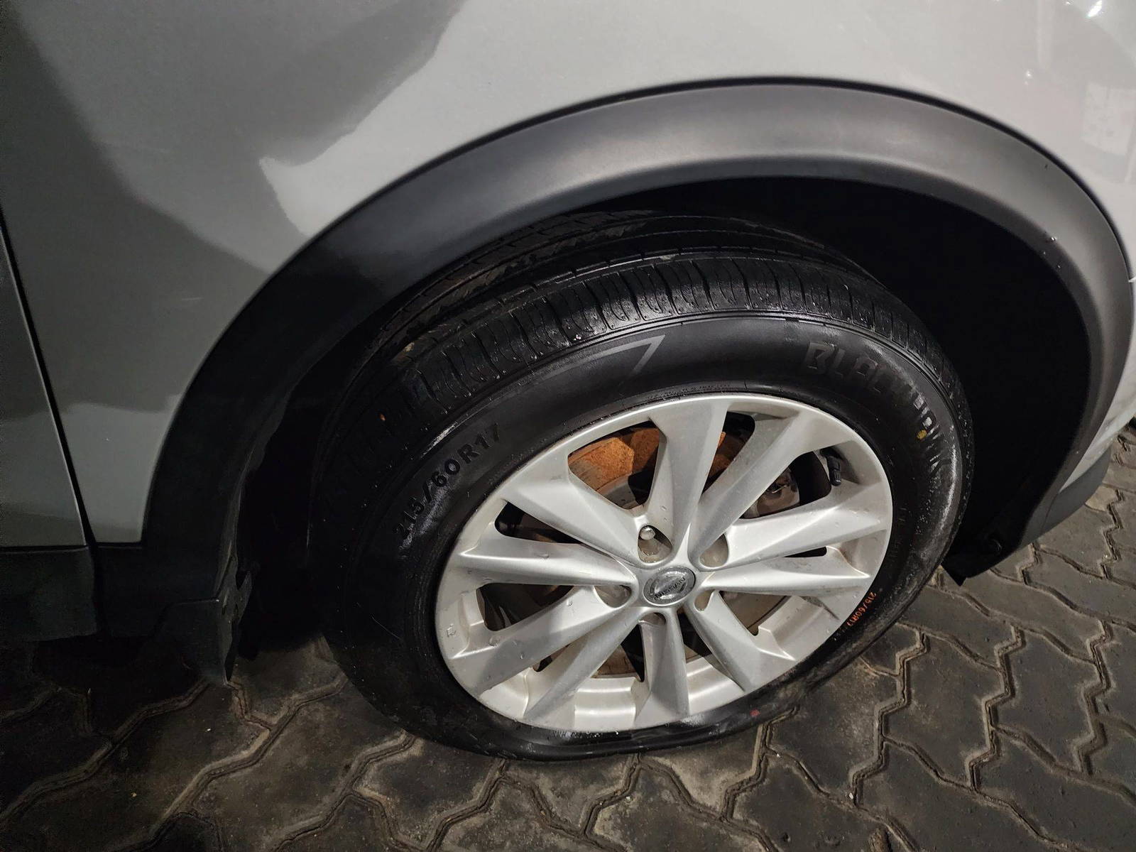 2017 NISSAN ROGUE SPORTS — 42943 Miles — Lot 5415100510 - Marhaba Auctions Used Cars - Image 4