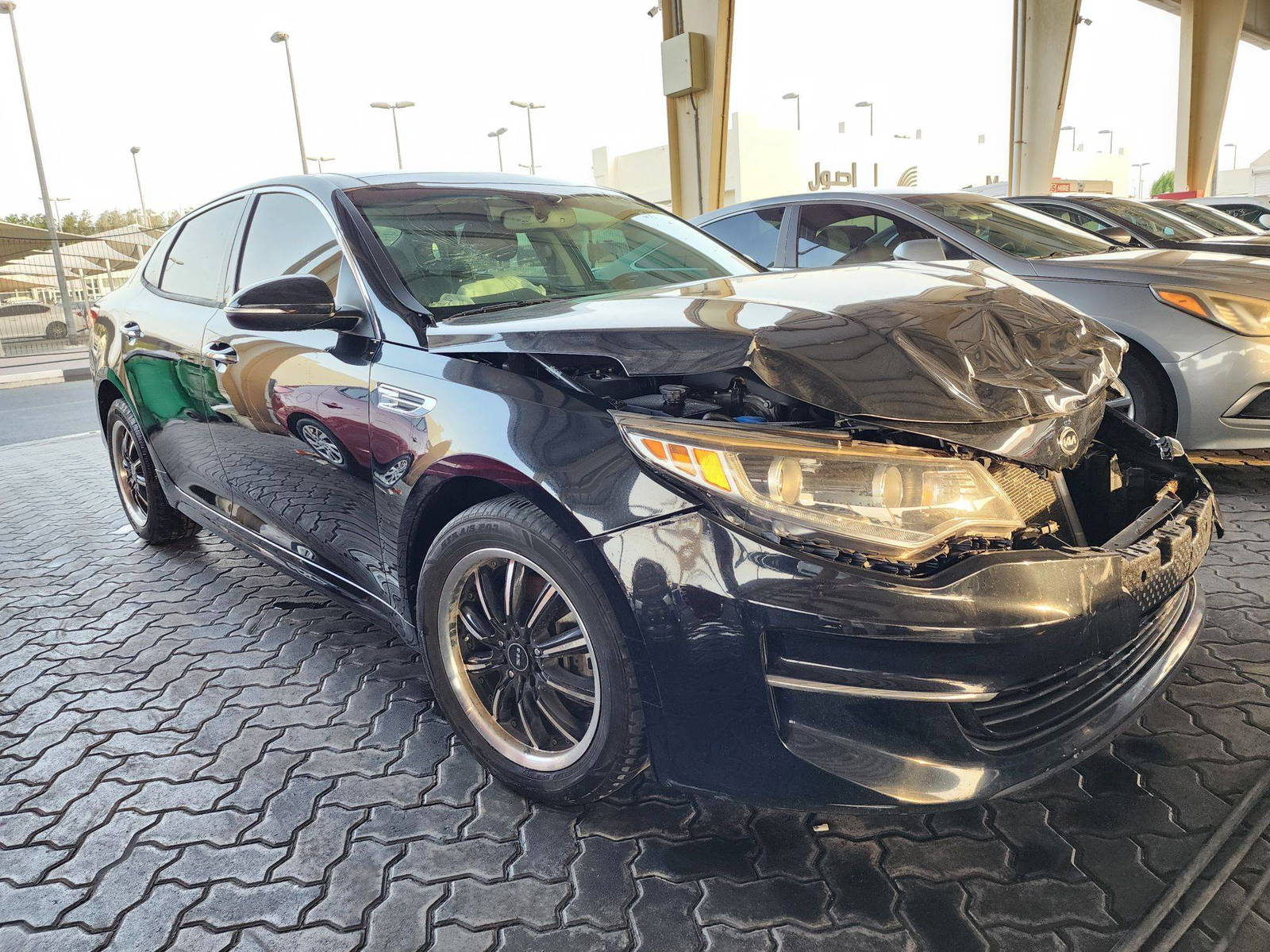 2017 KIA OPTIMA — 83619 Miles — Lot 75592 — Souq - Marhaba Auctions Used Cars - Image 4