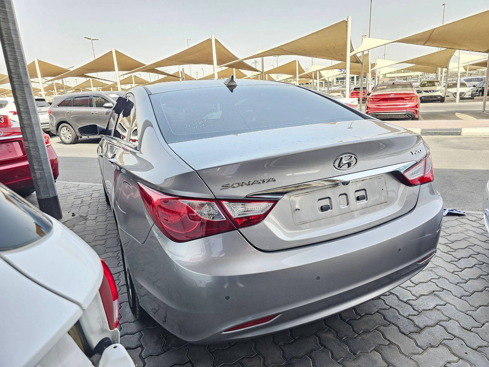 2010 HYUNDAI SONATA — 190609 KM — Lot C41BBAA124785 — Souq - Marhaba Auctions Used Cars - Image 5