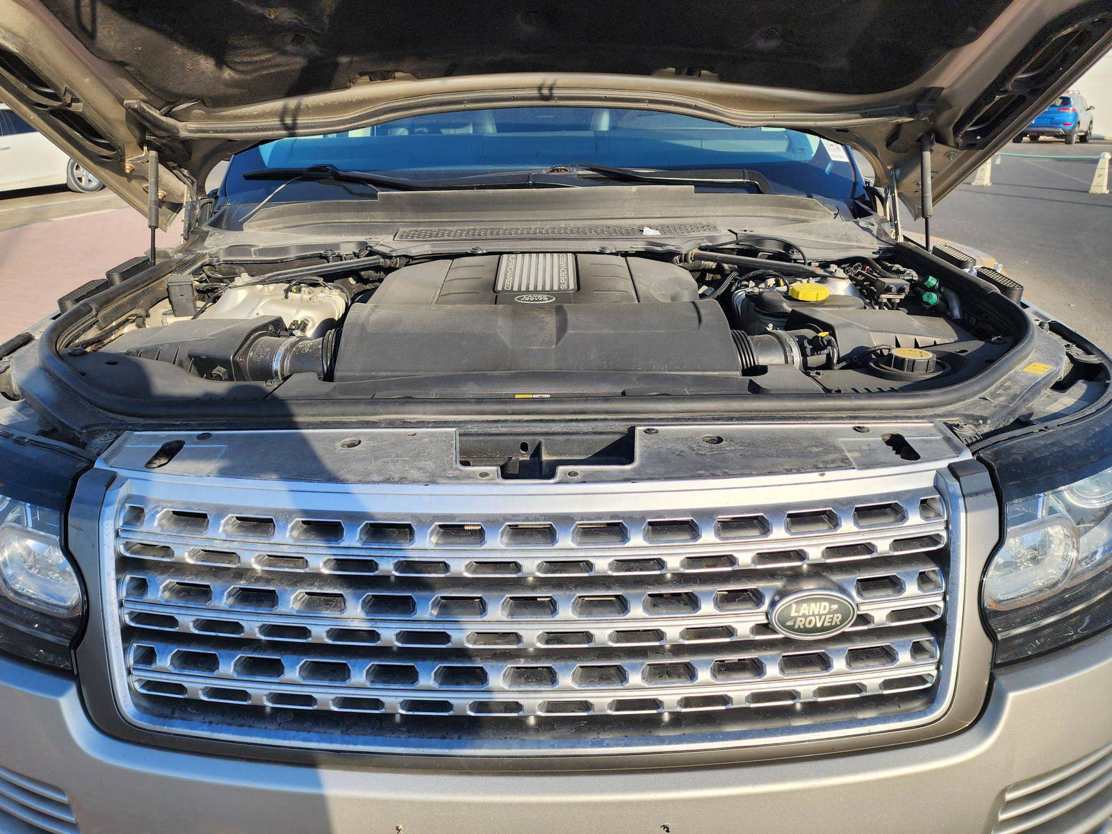 2015 LAND ROVER RANGE ROVER SUPERCHARGED — 108113 KM — Lot 48539763 — Main - Marhaba Auctions Used Cars - Image 12