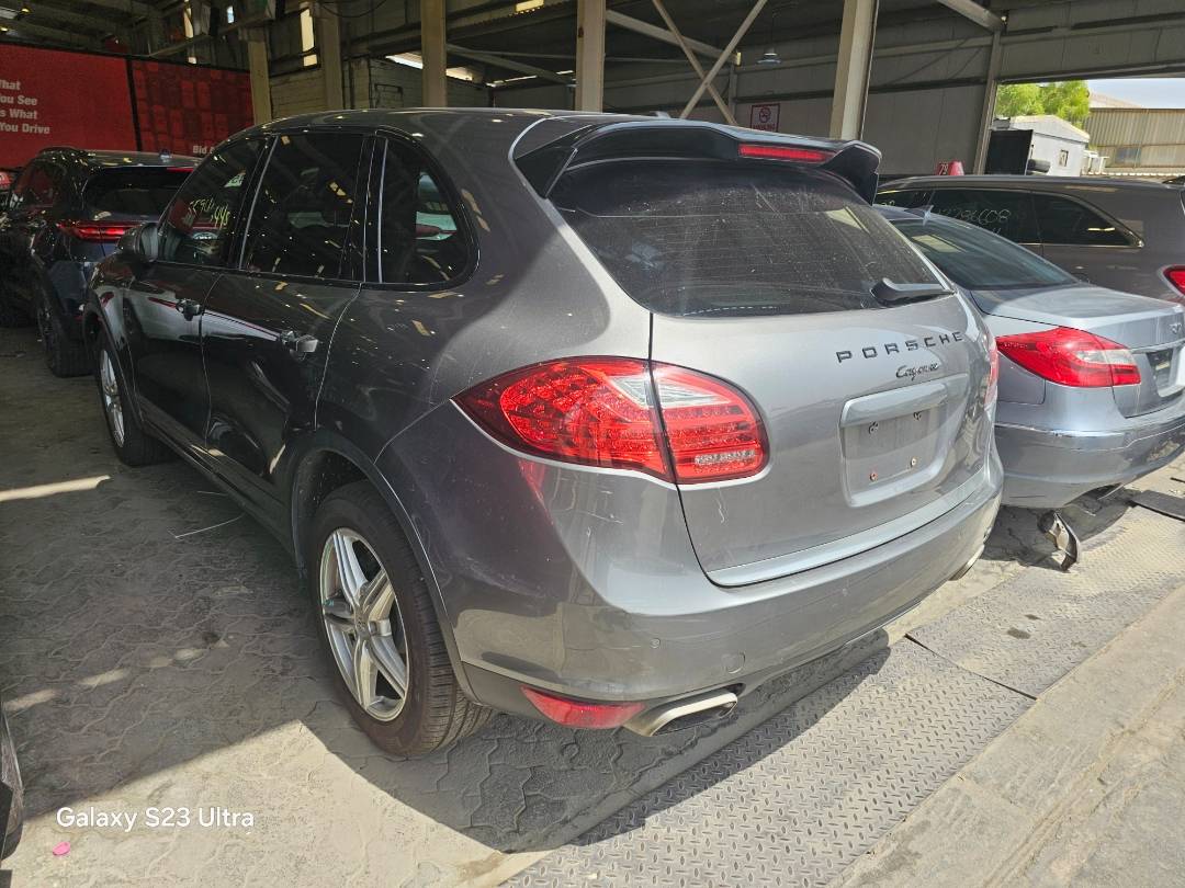 2011 PORSCHE Cayenne — 126904 Miles — Lot LA04765 — Main - Marhaba Auctions Used Cars - Image 4