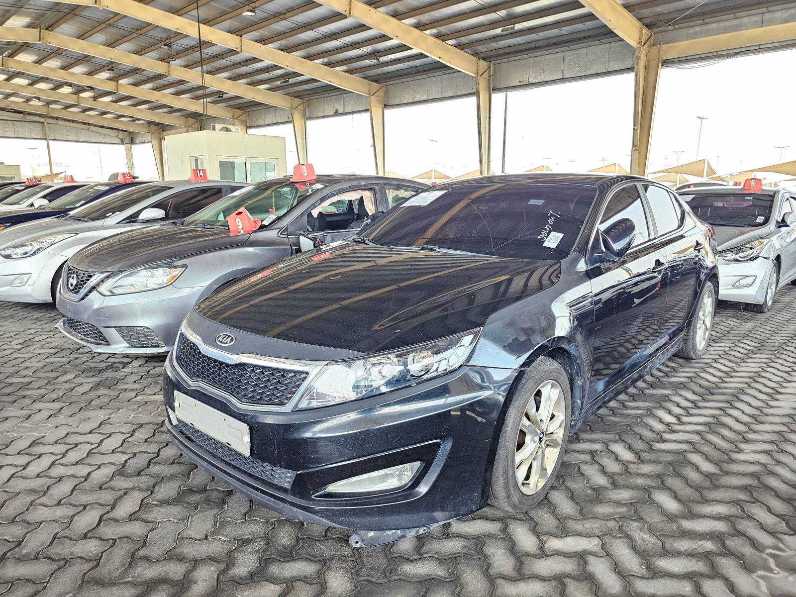 2013 KIA K5 — 103274 KM — Lot 263180 — Souq - Marhaba Auctions Used Cars - Image 5