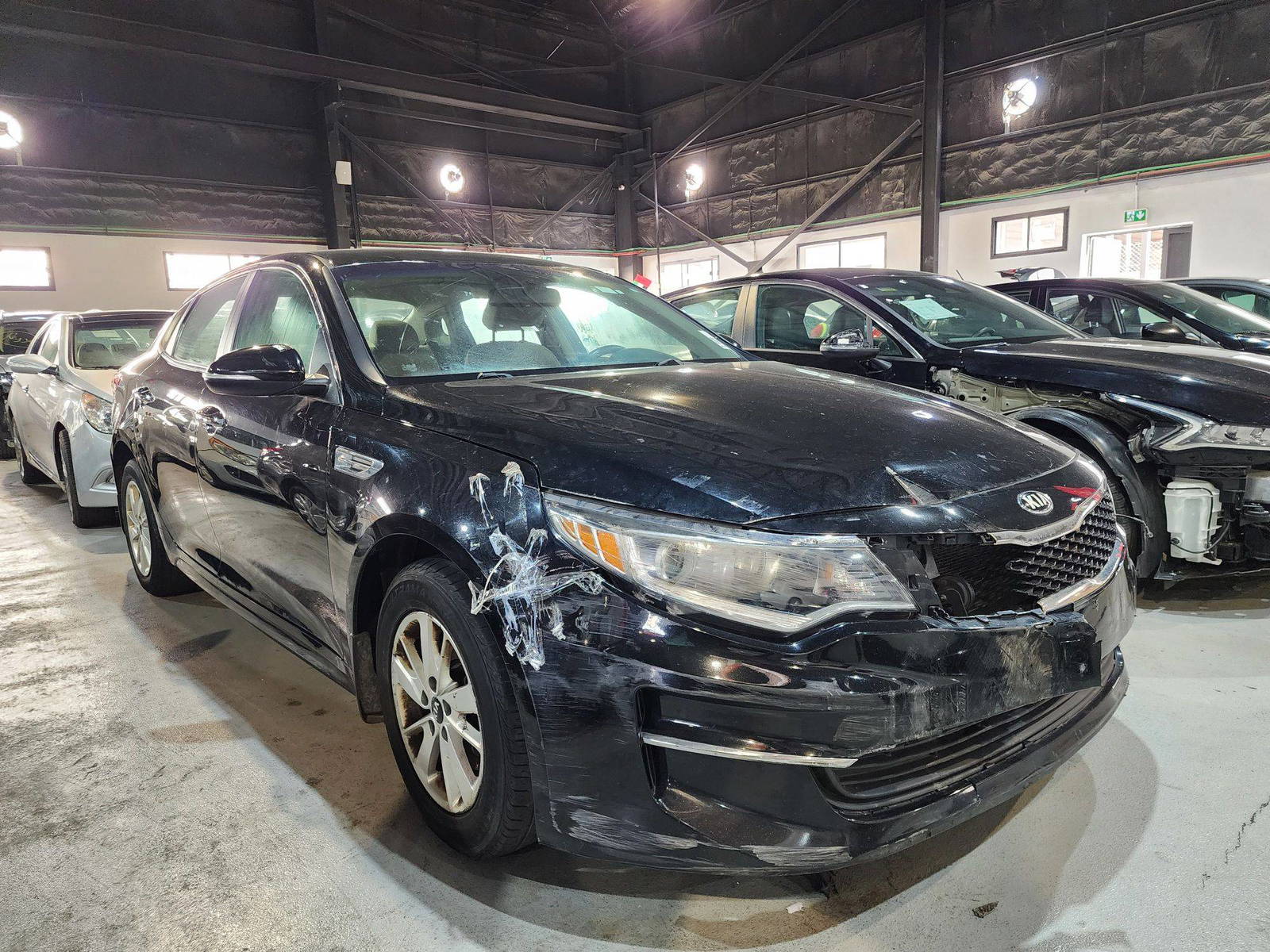2017 KIA OPTIMA — 160557 Miles — Lot 61057714 — Souq - Marhaba Auctions Used Cars - Image 6