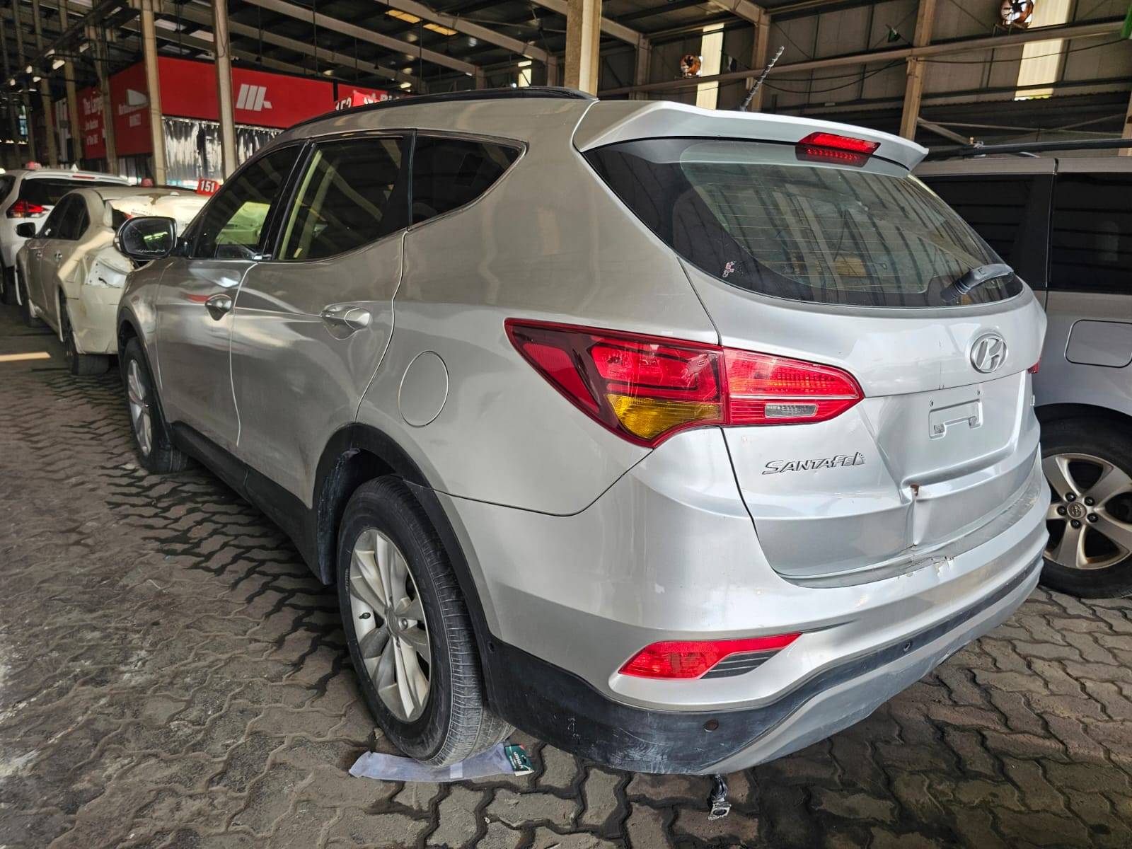Hyundai Santa Fe 2017 view 2