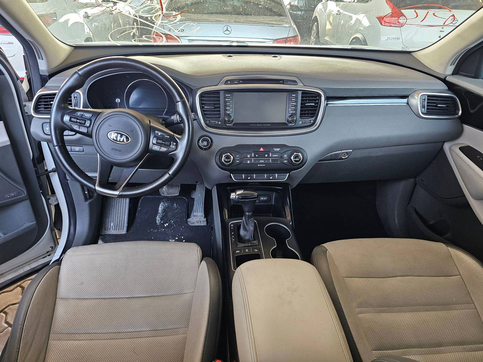 2018 KIA SORENTO — 84890 Miles — Lot 42477531 — Main - Marhaba Auctions Used Cars - Image 8