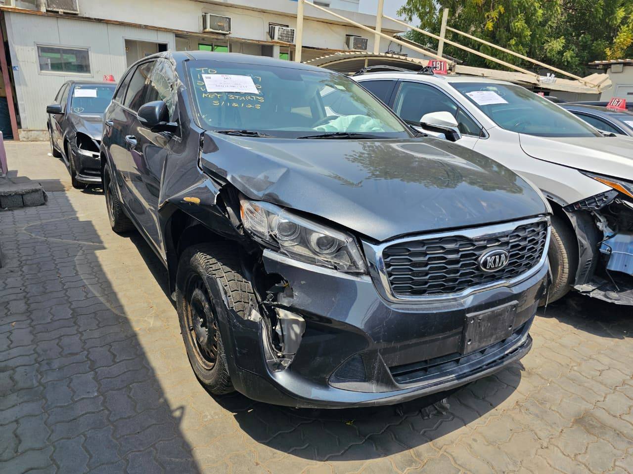 2020 KIA SORENTO — 93639 KM — Lot 12314437 — Souq - Marhaba Auctions Used Cars - Image 3