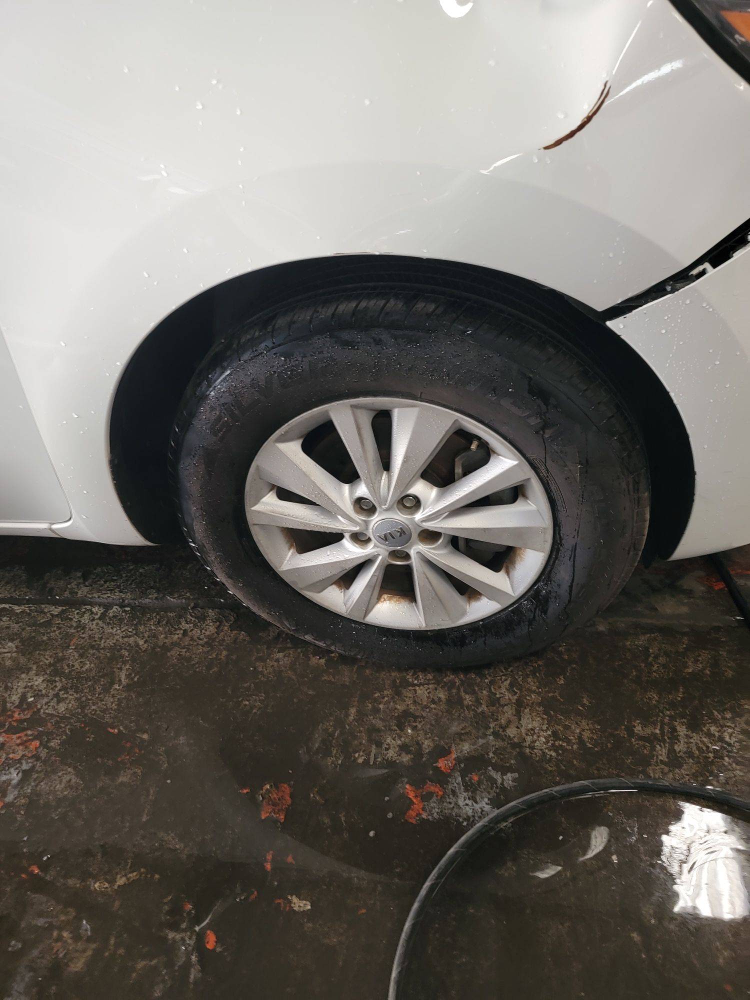 KIA SEDONA 2015 - Marhaba Auction Used Cars - Image 5