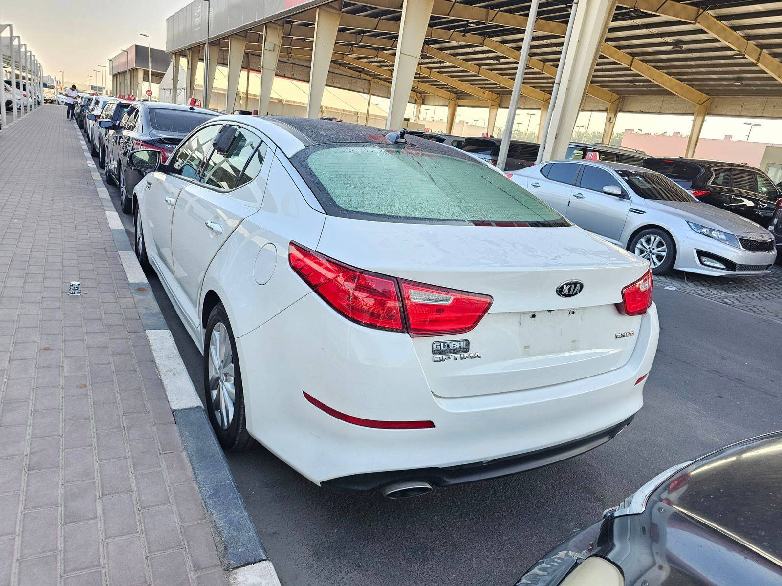 2015 KIA OPTIMA — 116694 Miles — Lot FG513780 — Souq - Marhaba Auctions Used Cars - Image 6