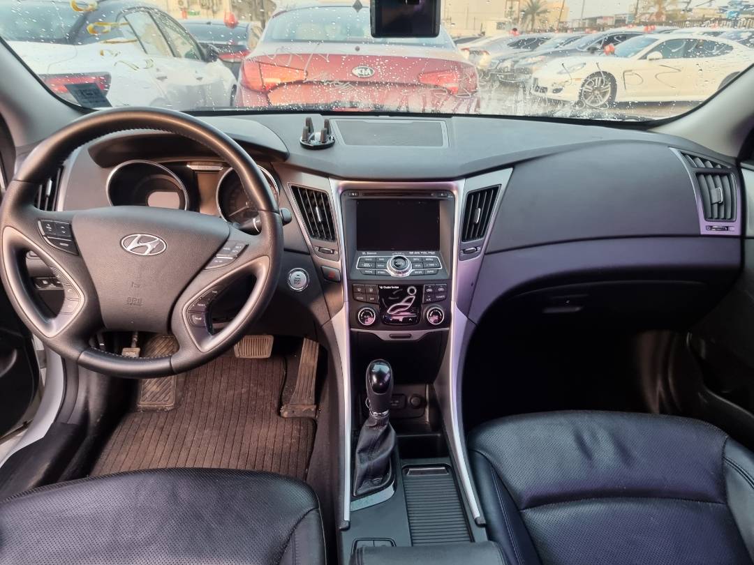 2012 HYUNDAI SONATA — 250243 KM — Lot 2104587 — Main - Marhaba Auctions Used Cars - Image 8