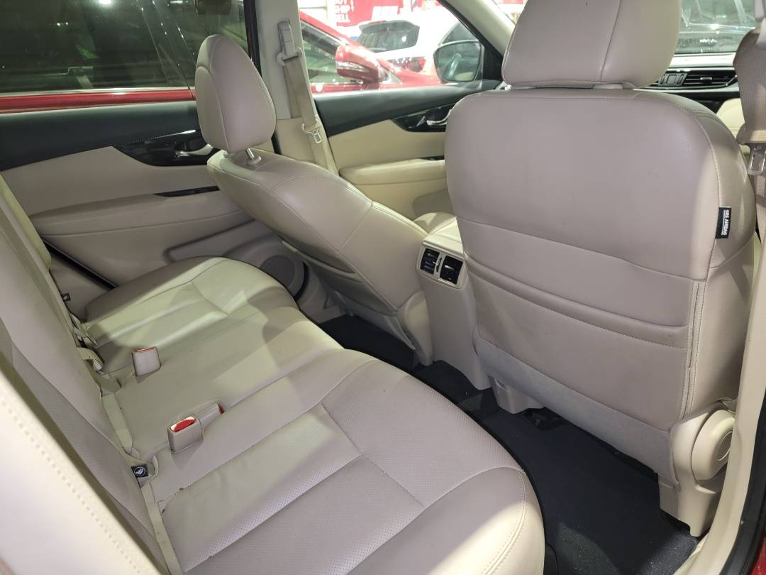 2018 NISSAN ROGUE — 145836 Miles — Lot C826349 - Marhaba Auctions Used Cars - Image 5