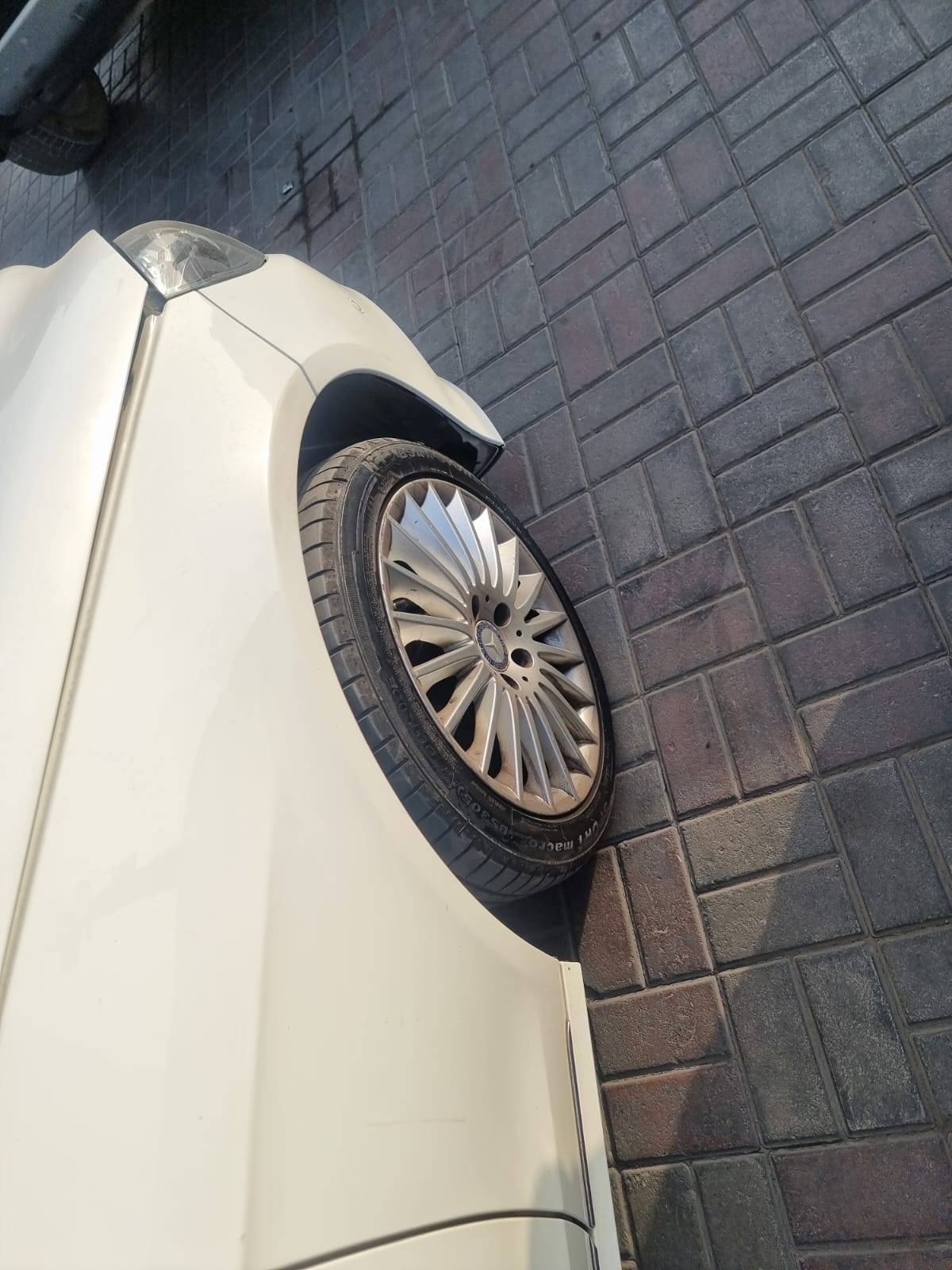 MERCEDES BENZ E-300 2014 - Marhaba Auction Used Cars - Image 10