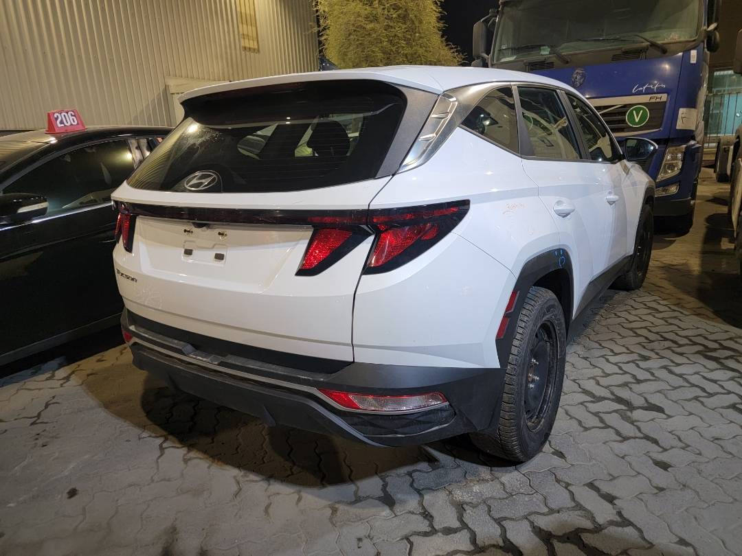 2022 HYUNDAI TUCSON — 72327 KM — Lot NU058223 — Main - Marhaba Auctions Used Cars - Image 4