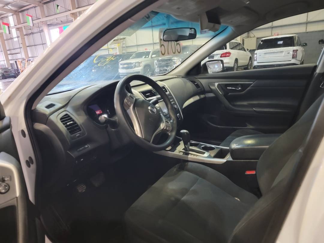 2015 NISSAN ALTIMA — 178476 Miles — Lot 40271953 — Main - Marhaba Auctions Used Cars - Image 6