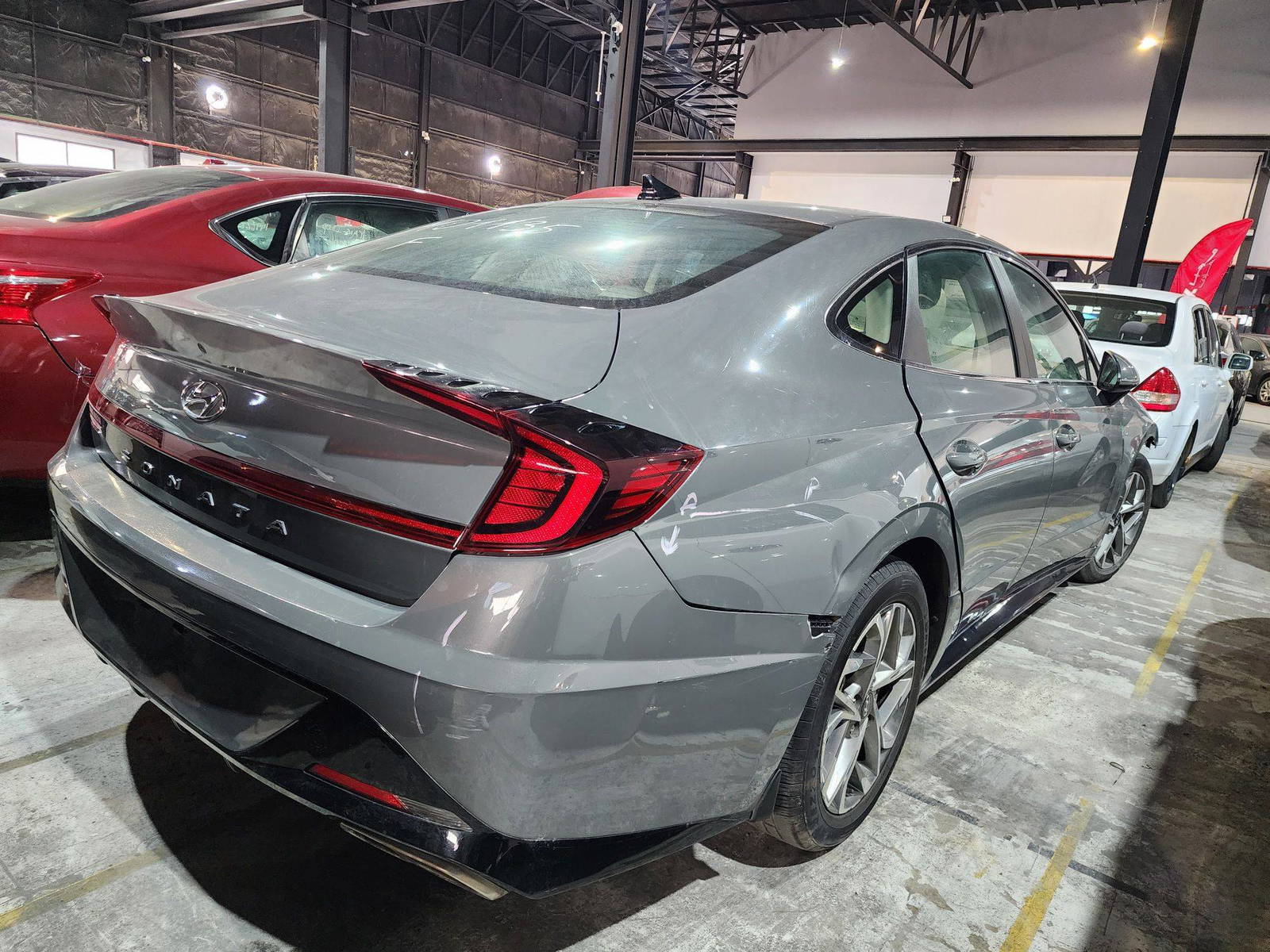 2021 HYUNDAI SONATA — 84568 Miles — Lot MH101135 — Al Quoz - Marhaba Auctions Used Cars - Image 4