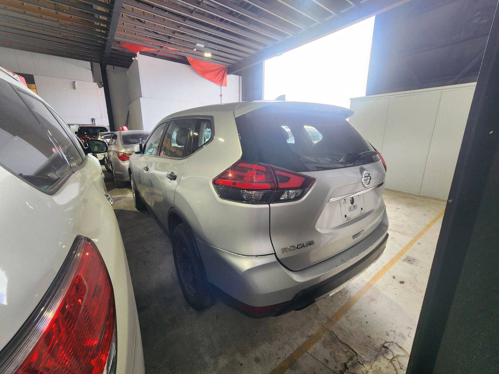 NISSAN ROGUE 2017 - Marhaba Auction Used Cars - Image 5