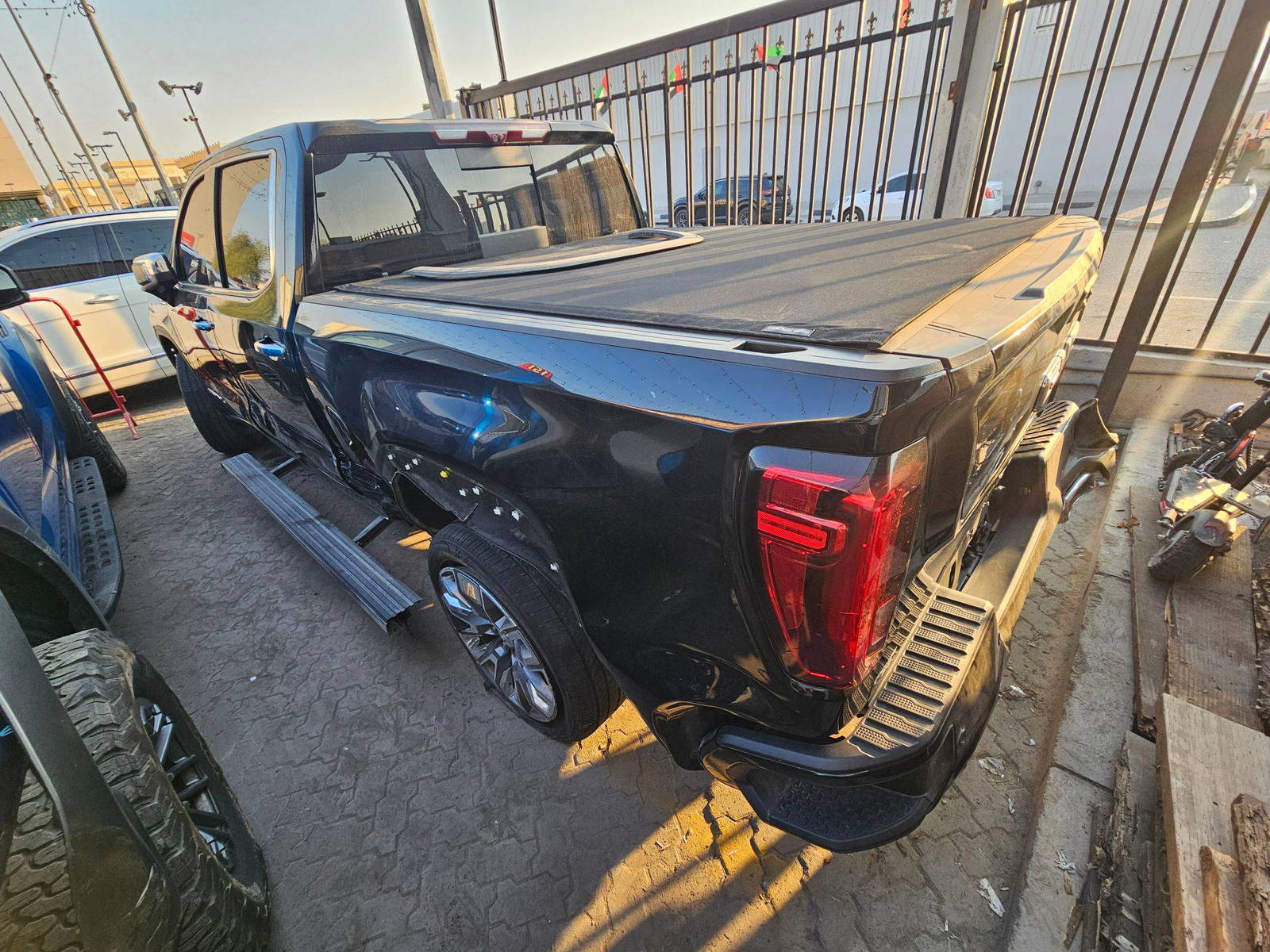 GMC SIERRA, 1500 DENALI 2023 - Marhaba Auction Used Cars - Image 5