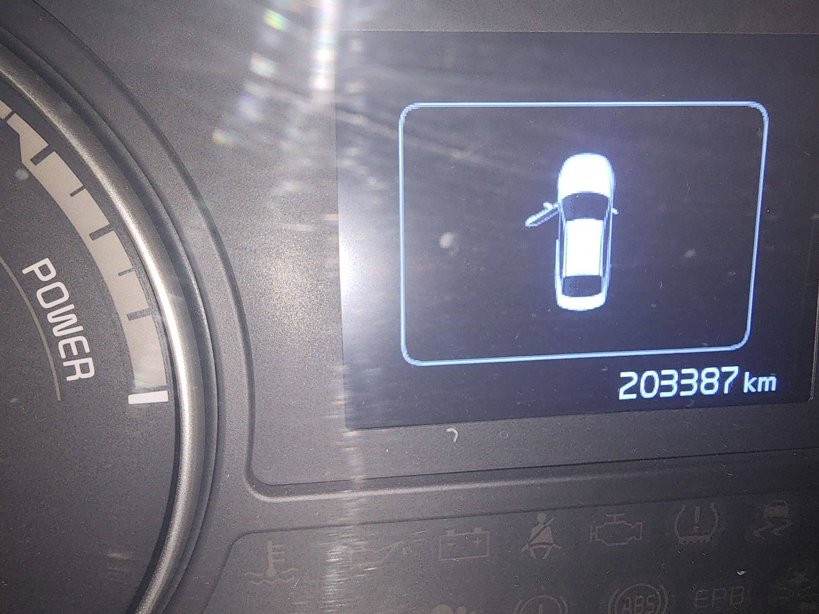 2016 KIA K5 — 203387 KM — Lot 003654 — Al Quoz - Marhaba Auctions Used Cars - Image 12