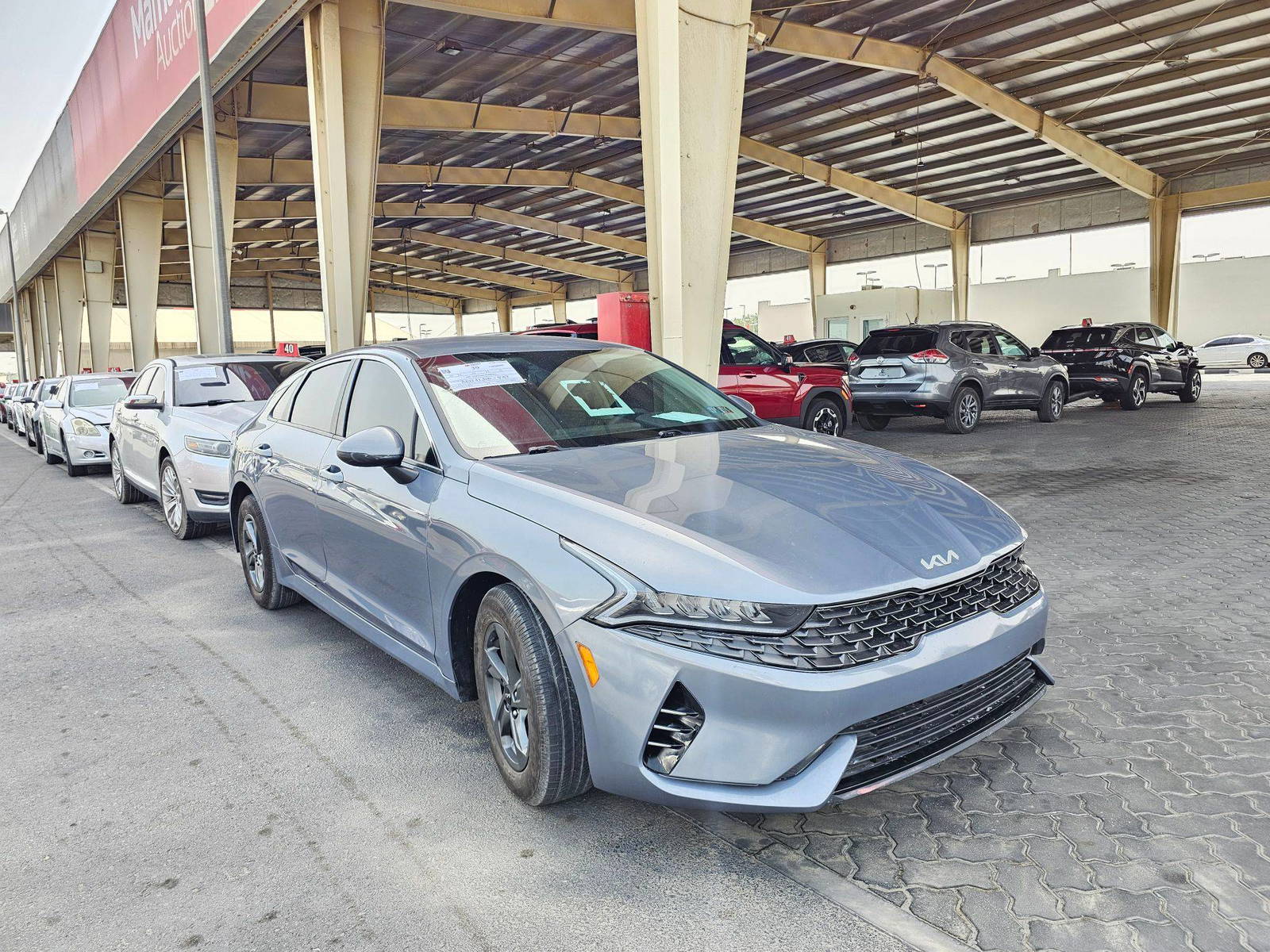 2022 KIA K5 — 66271 KM — Lot NG086590 — Souq - Marhaba Auctions Used Cars - Image 3