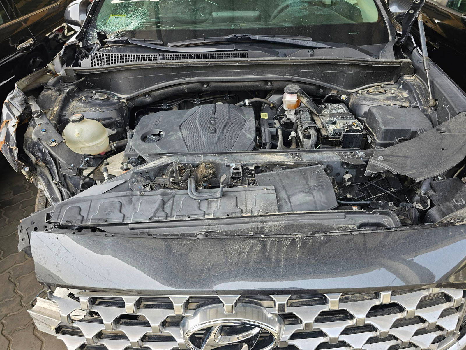 2022 HYUNDAI SANTA FE — 49116 Miles — Lot NH402533 — Souq - Marhaba Auctions Used Cars - Image 10