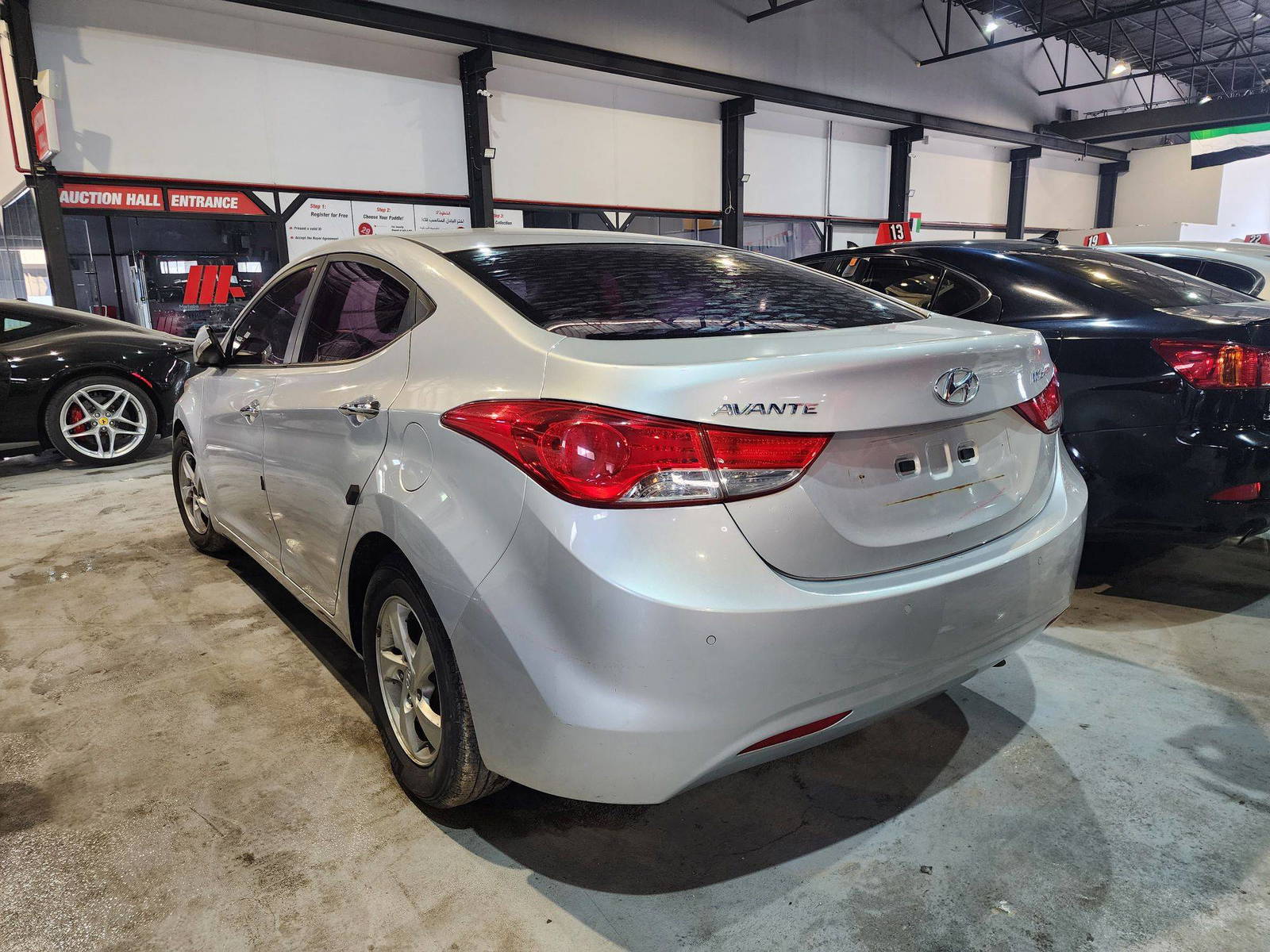 2011 HYUNDAI AVANTE — 184166 KM — Lot 004126 — Al Quoz - Marhaba Auctions Used Cars - Image 3