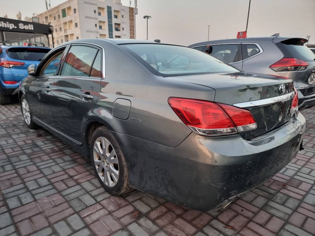 2011 TOYOTA AVALON — 207337 Miles — Lot 125487 — Ind. 12 - Marhaba Auctions Used Cars - Image 5