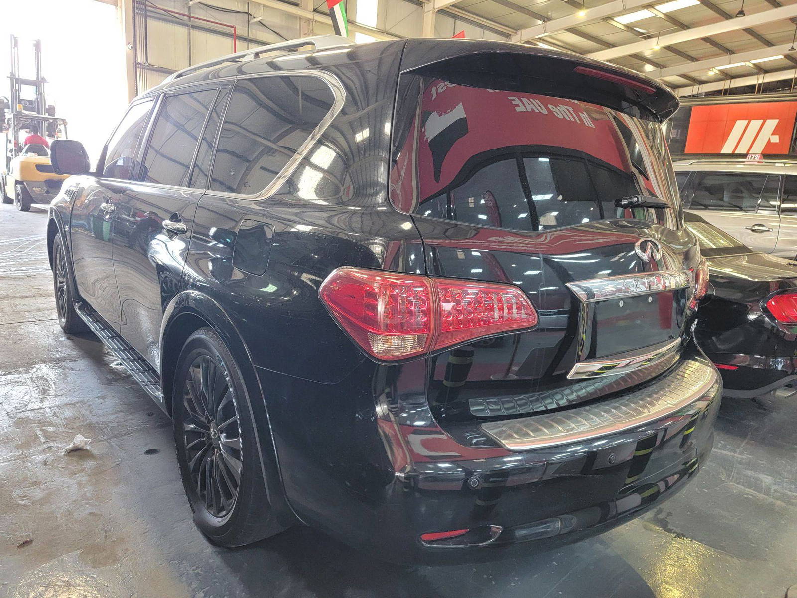 2014 INFINITI QX80 — 188625 Miles — Lot 6807890 — Main - Marhaba Auctions Used Cars - Image 3