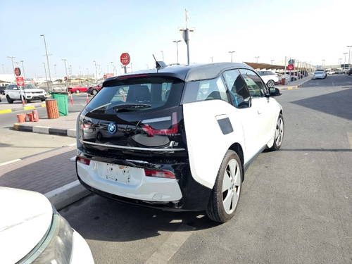 BMW I3