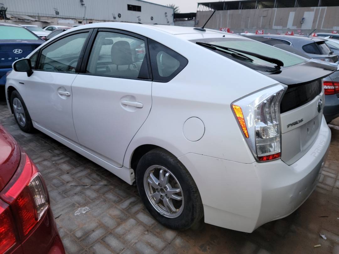 2011 TOYOTA PRIUS — 195663 Miles — Lot B0280767 - Marhaba Auctions Used Cars - Image 3