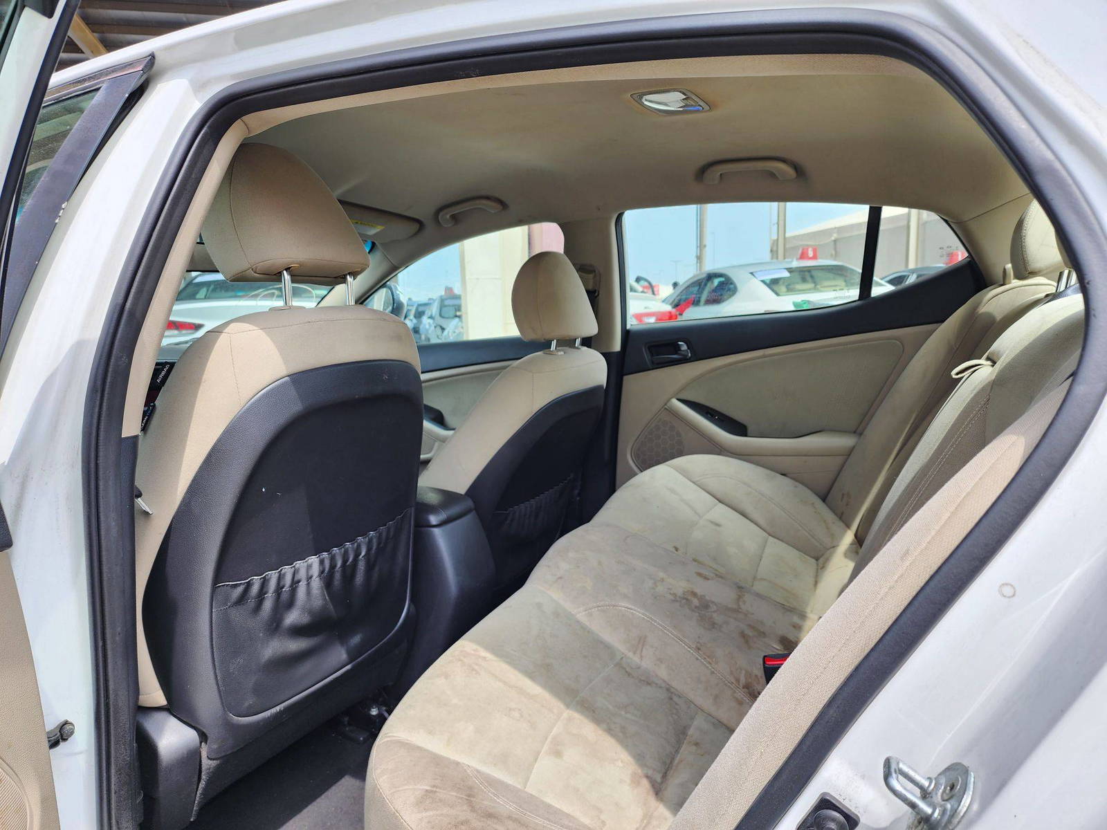 2015 KIA OPTIMA — 236331 Miles — Lot 606231 — Souq - Marhaba Auctions Used Cars - Image 6
