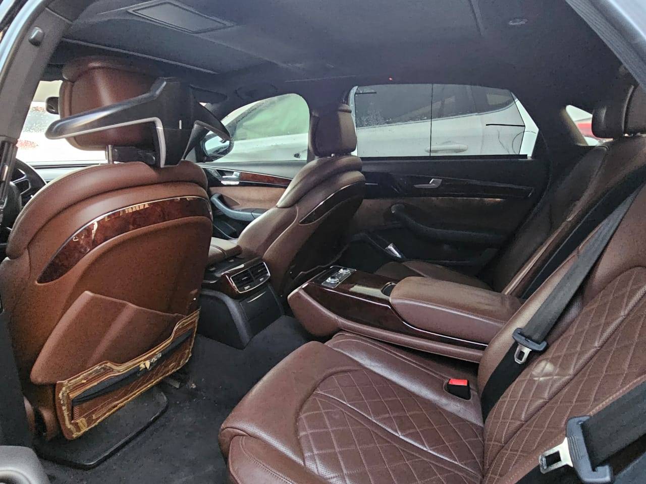 2012 AUDI A8 — 214407 KM — Lot CN001849 - Marhaba Auctions Used Cars - Image 10