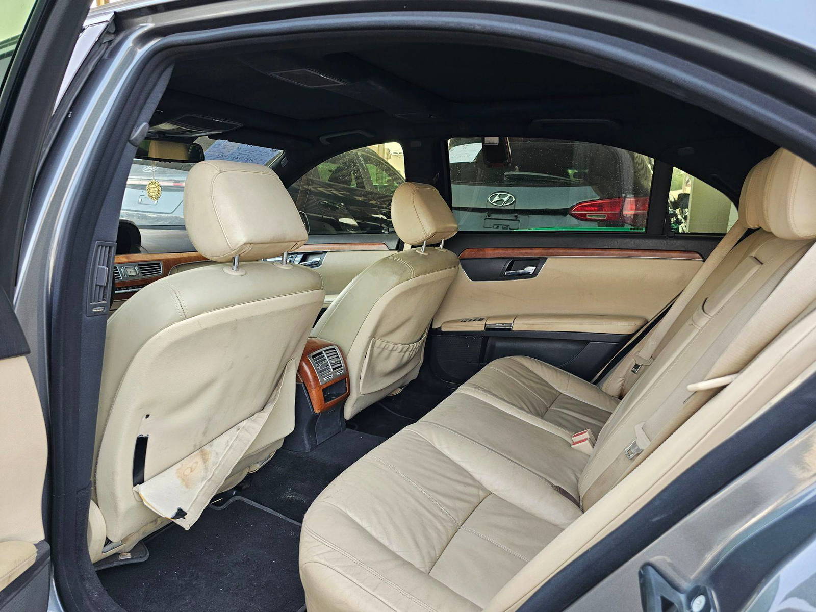 2007 MERCEDES BENZ S 550 — 233793 KM — Lot A050026 — Souq - Marhaba Auctions Used Cars - Image 6