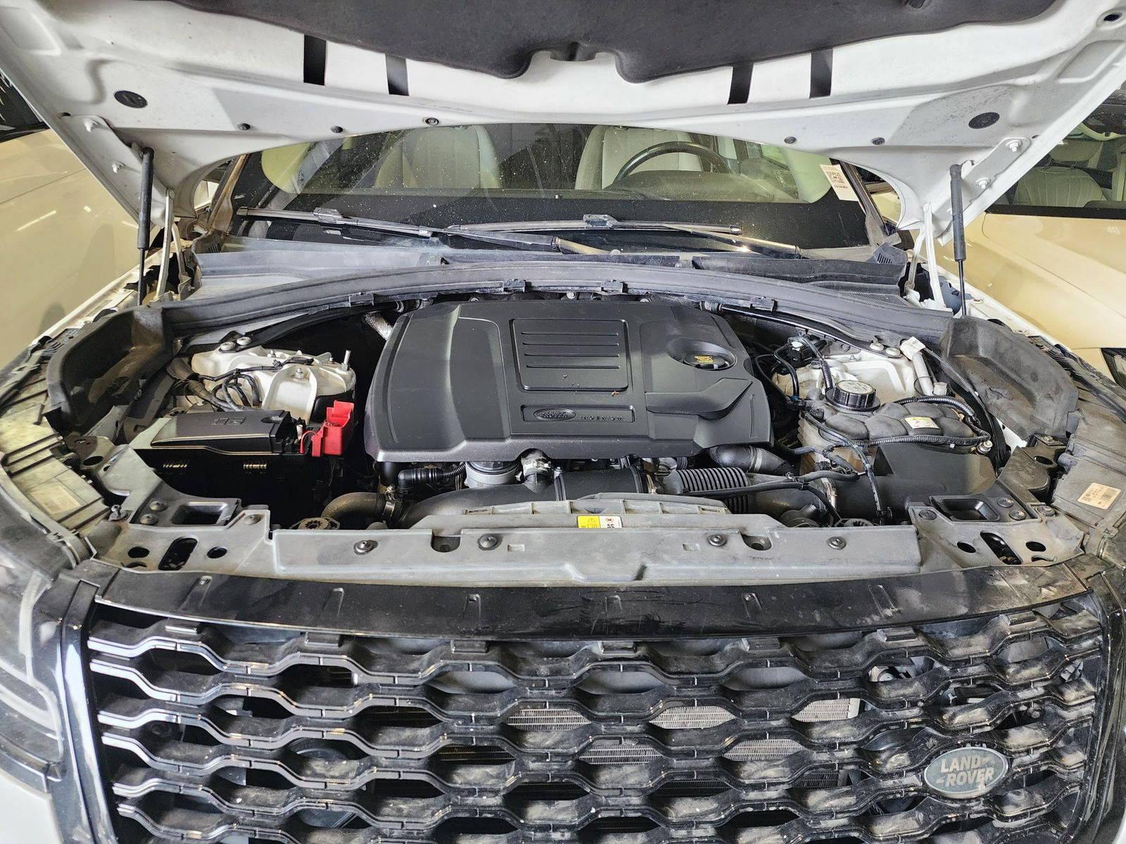 LAND ROVER RANGE ROVER VELAR 2018 - Marhaba Auction Used Cars - Image 13