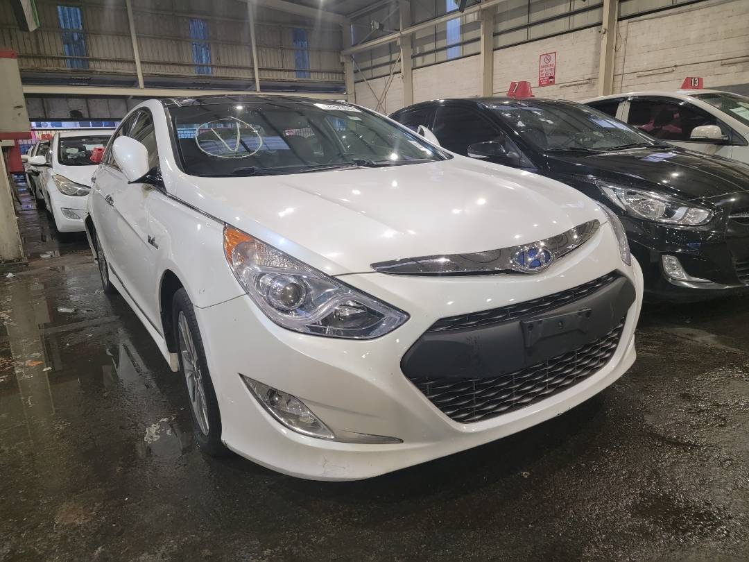 2015 HYUNDAI SONATA — 140698 KM — Lot 73757904 — Main - Marhaba Auctions Used Cars - Image 3